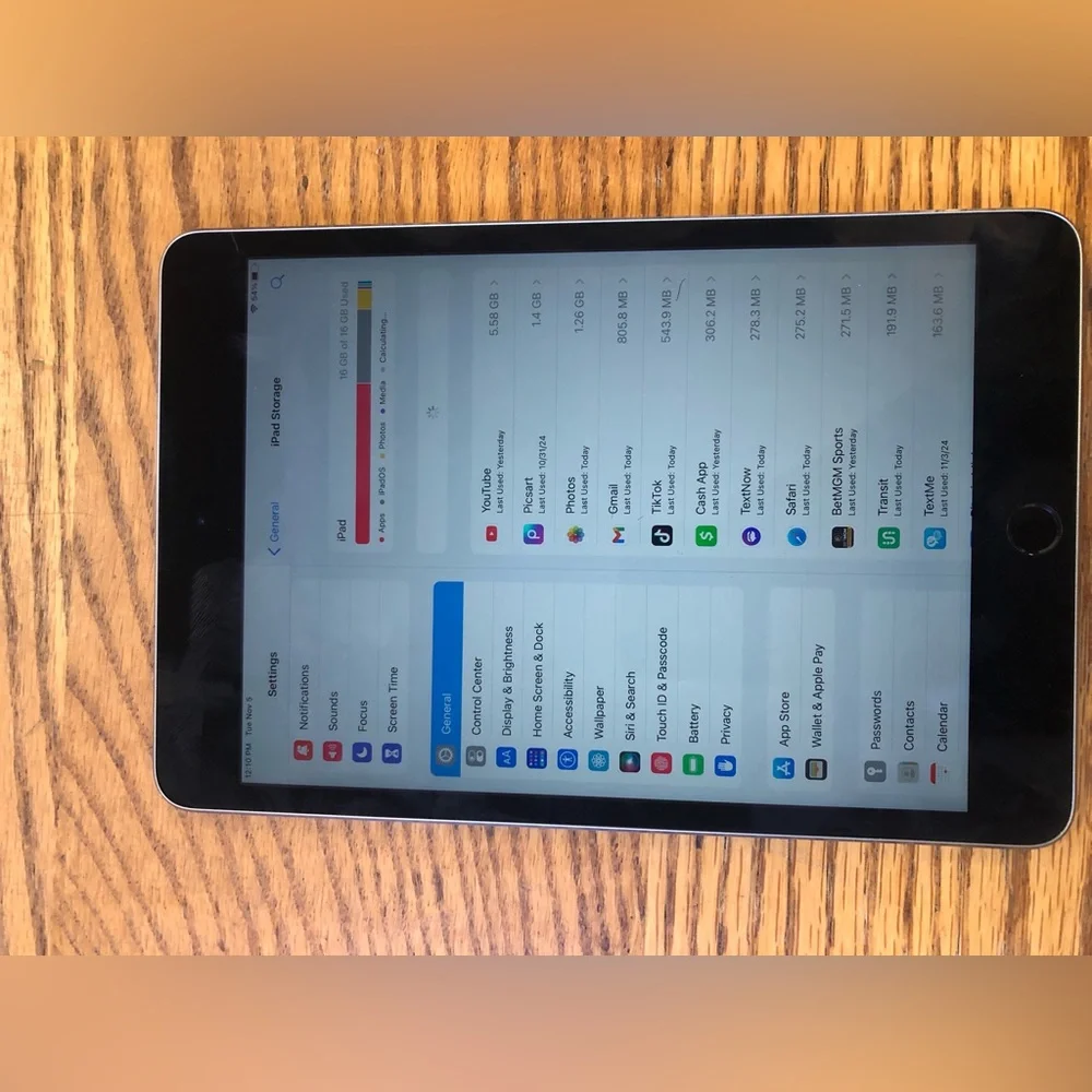 Apple IPad